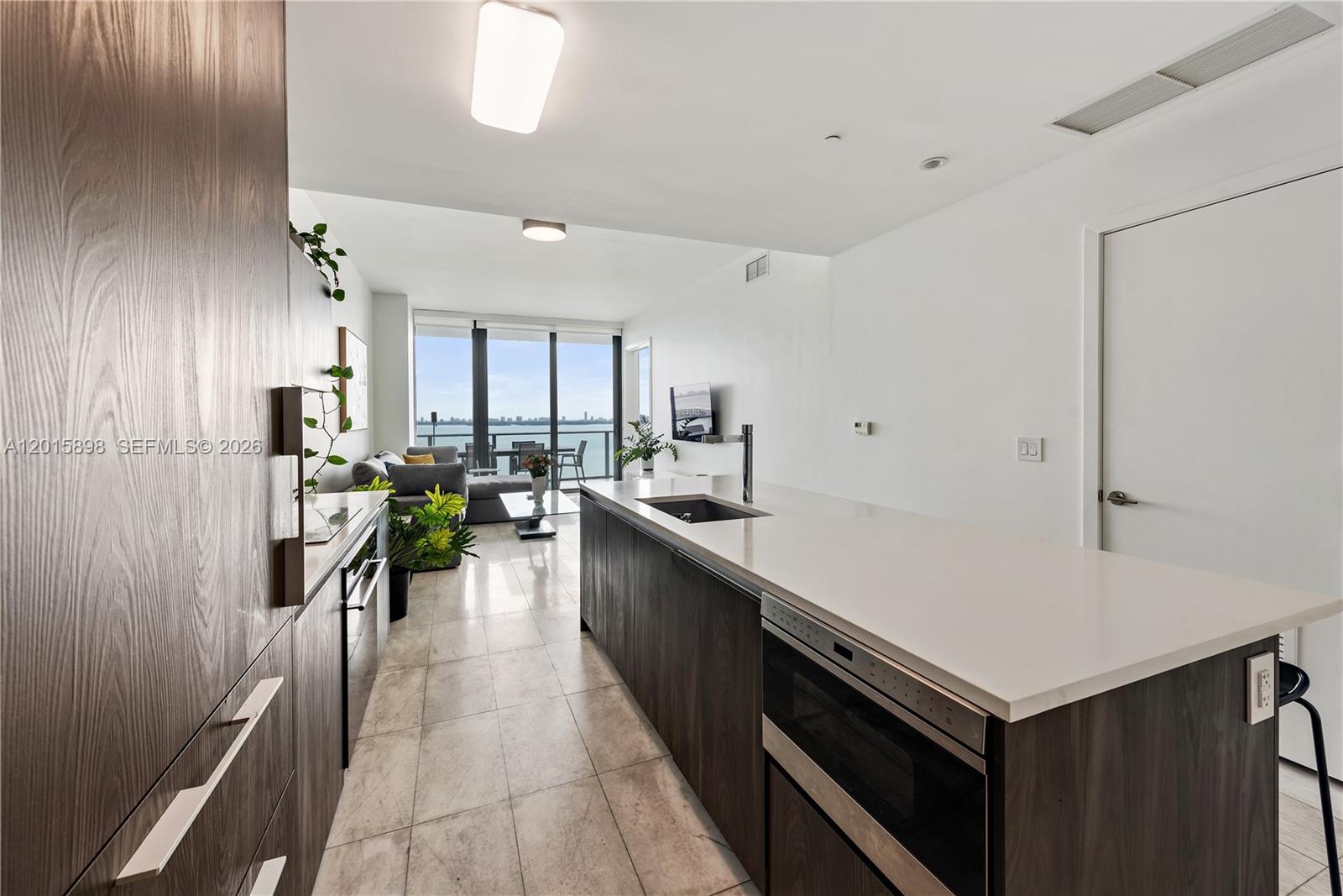 480 NE 31st St #1802 Miami, FL 33137
