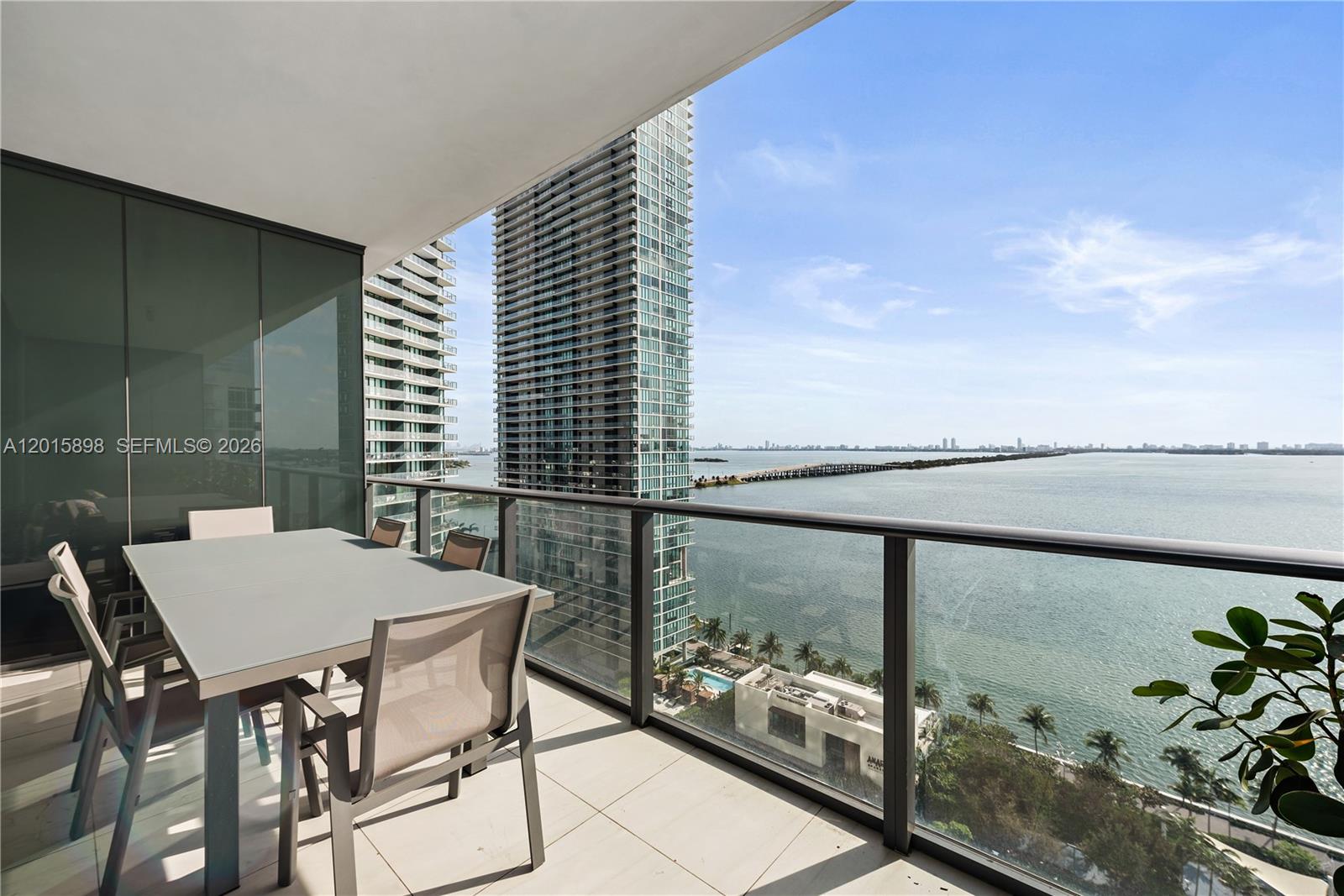 480 NE 31st St #1802 Miami, FL 33137