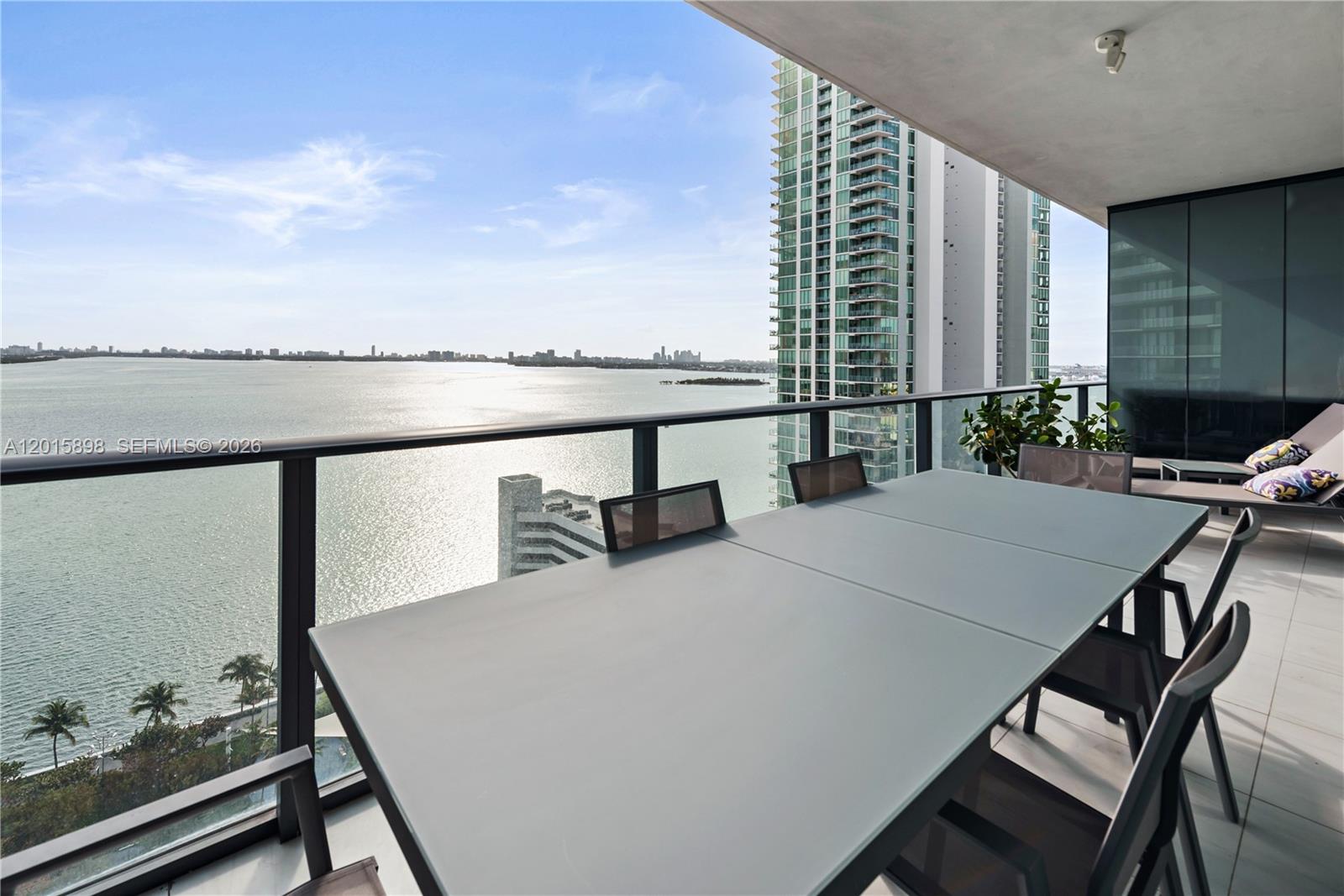 480 NE 31st St #1802 Miami, FL 33137
