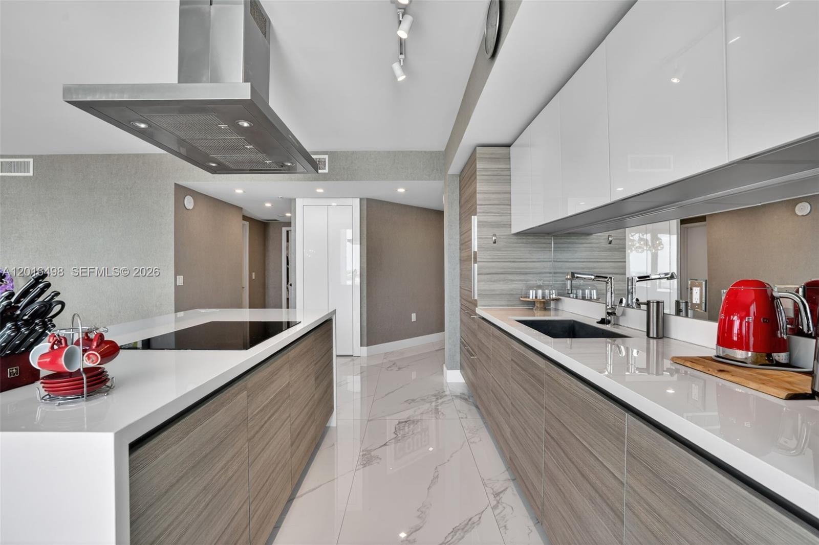 330 Sunny Isles Blvd #5-2301 Sunny Isles Beach, FL 33160