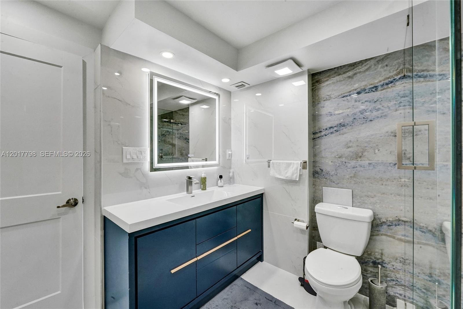 18041 Biscayne Blvd #1804 Aventura, FL 33160
