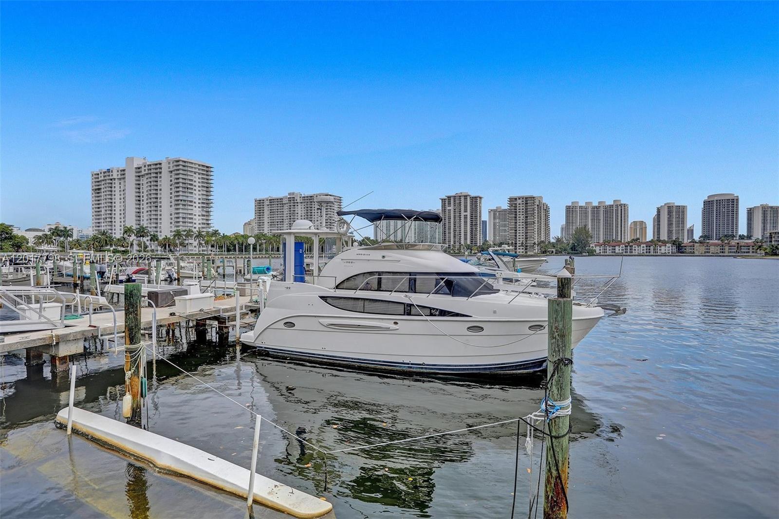 18041 Biscayne Blvd #1804 Aventura, FL 33160