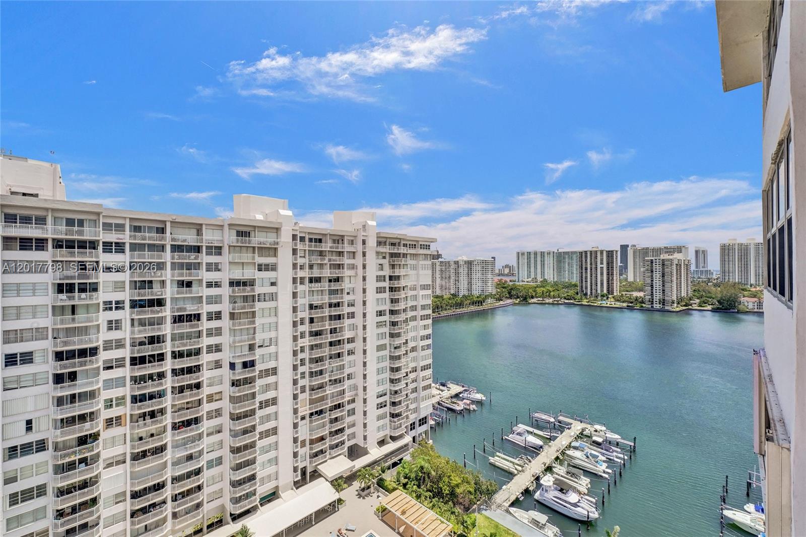 18041 Biscayne Blvd #1804 Aventura, FL 33160