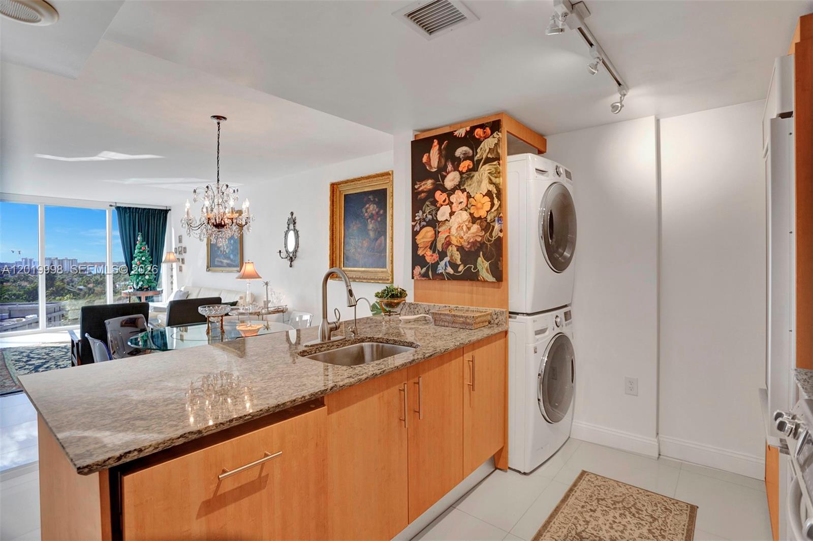 10275 Collins #829 Bal Harbour, FL 33154