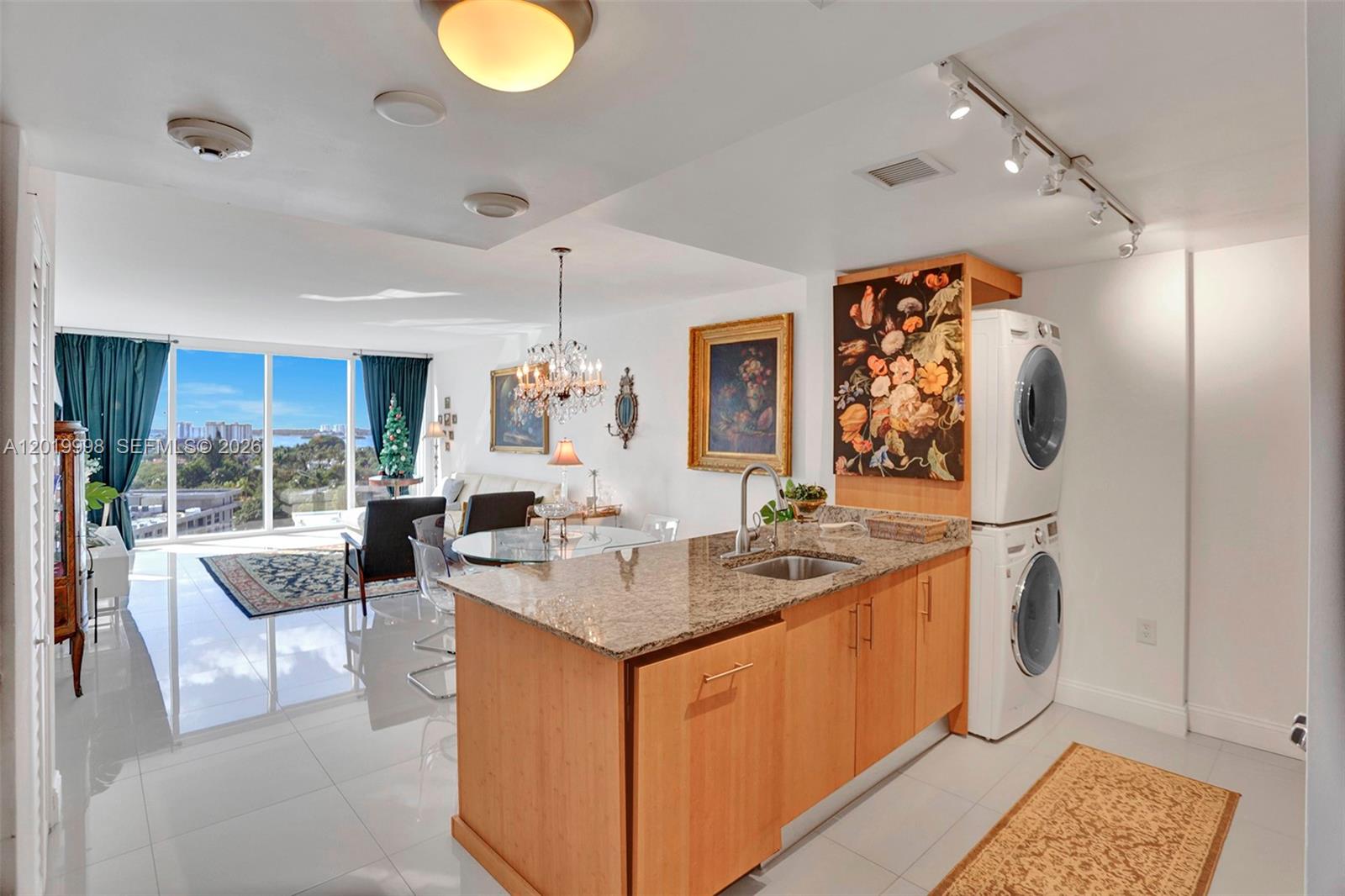 10275 Collins #829 Bal Harbour, FL 33154