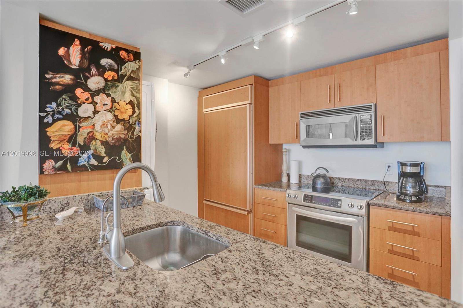 10275 Collins #829 Bal Harbour, FL 33154