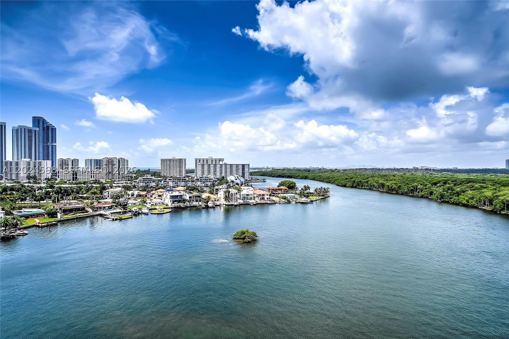 image 400 Sunny Isles15