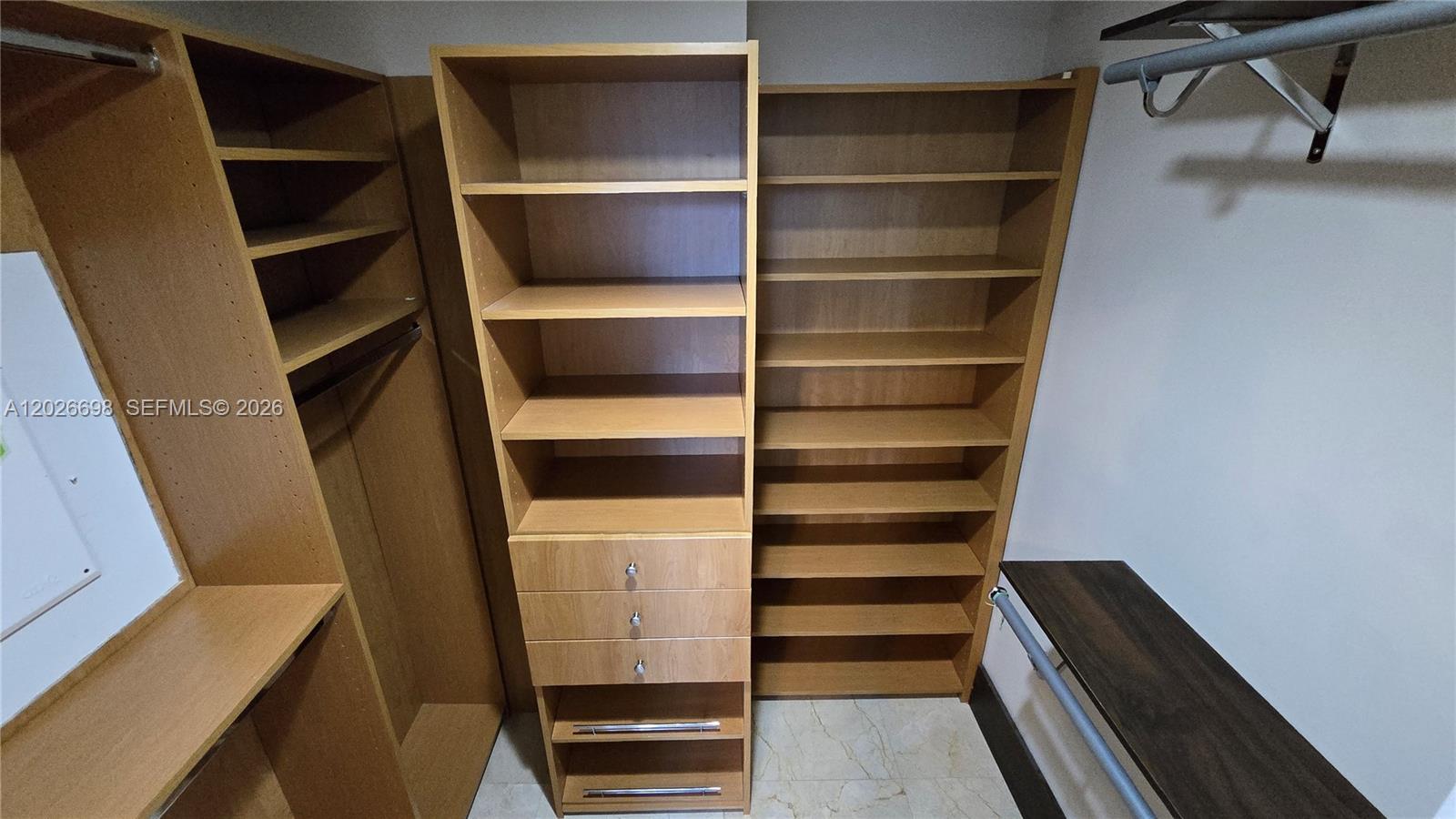 image 1060 Brickell - 10604
