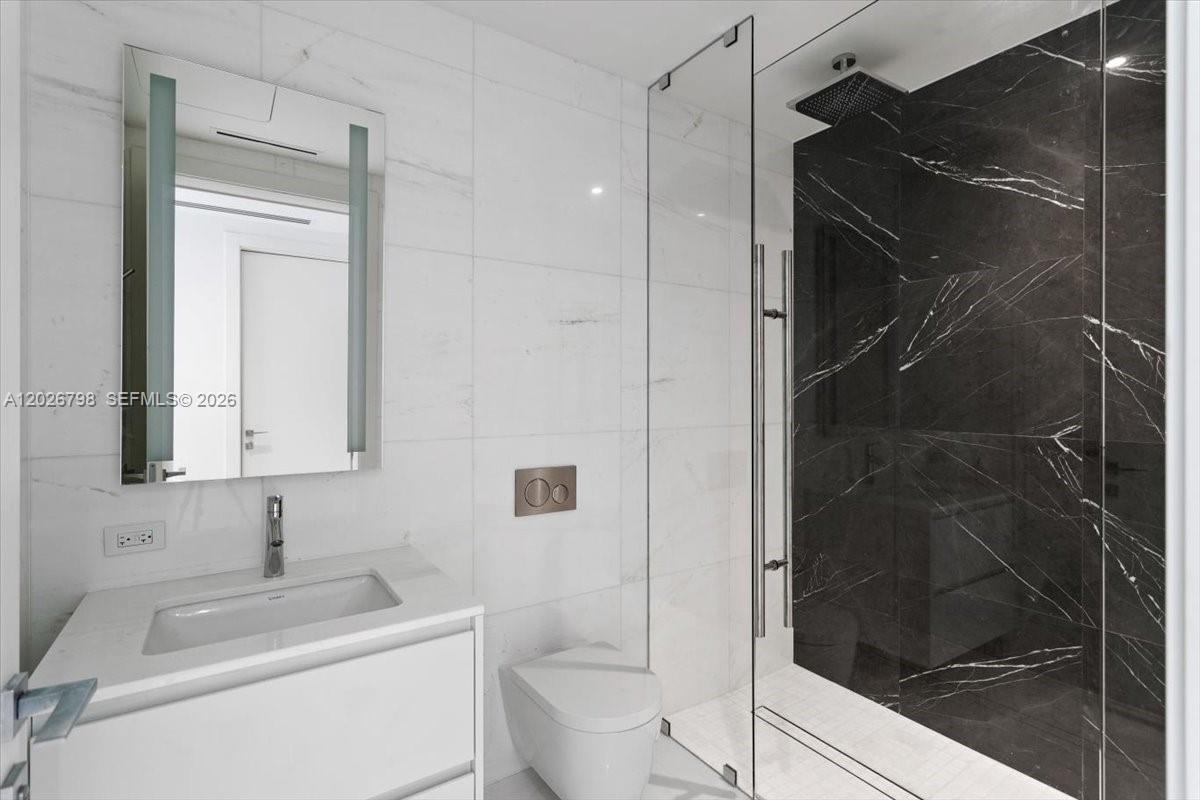 image Aston Martin Residences16