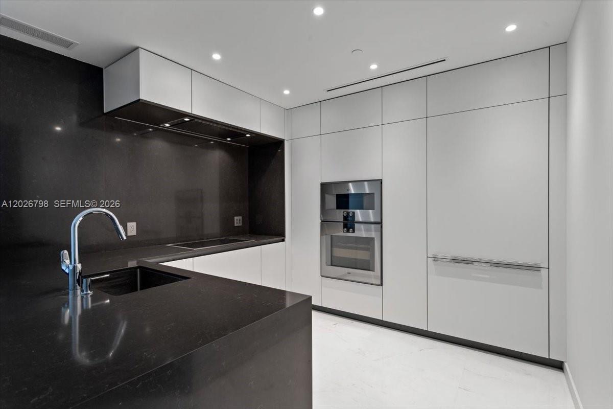 image Aston Martin Residences4