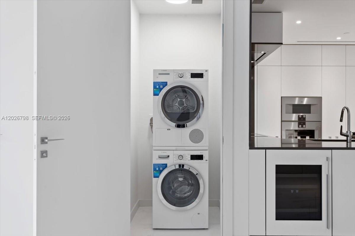 image Aston Martin Residences8