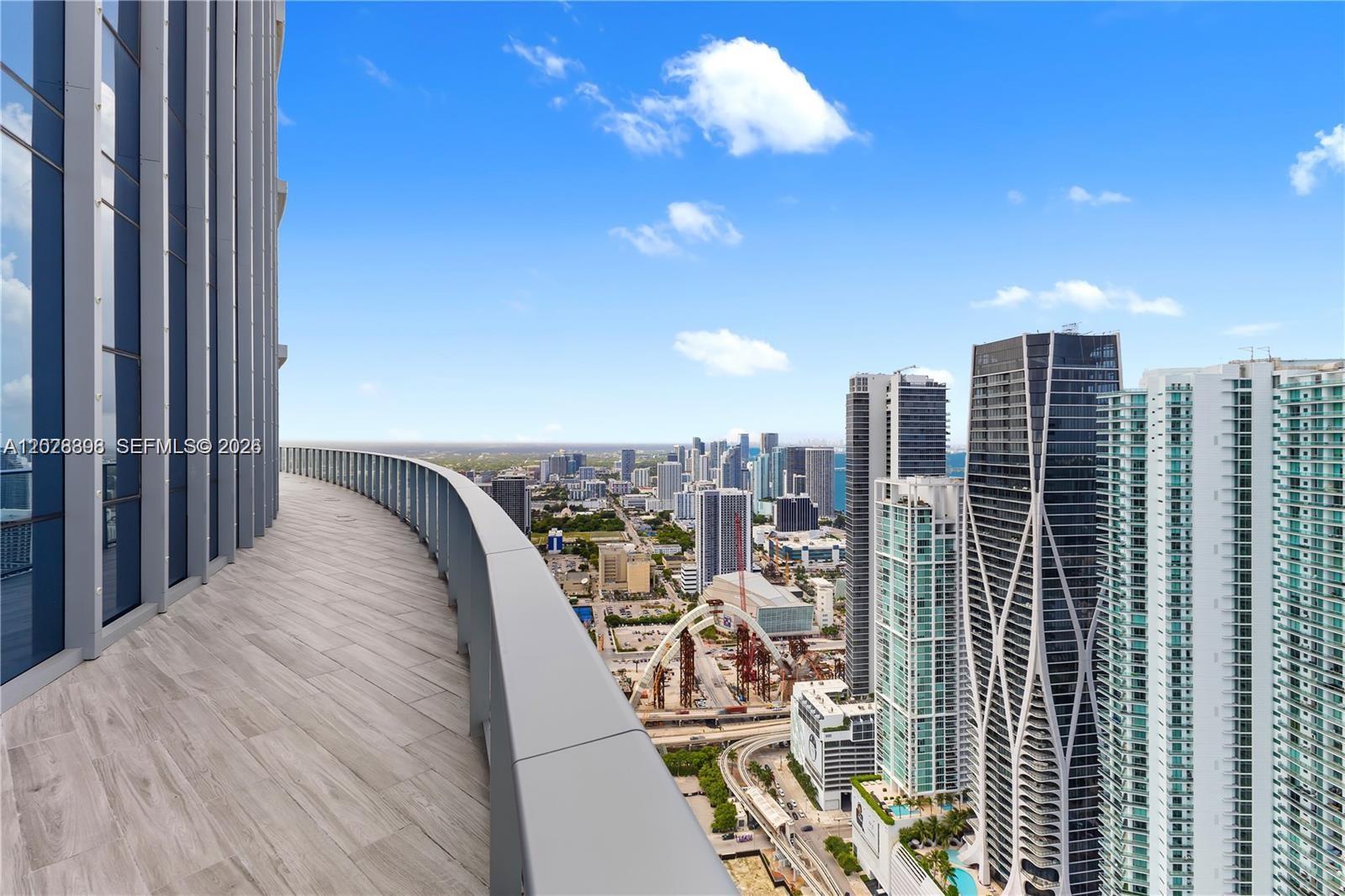 851 NE 1st Ave #5201 Miami, FL 33132