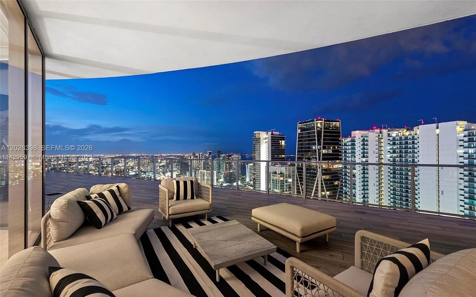 851 NE 1st Ave #5201 Miami, FL 33132