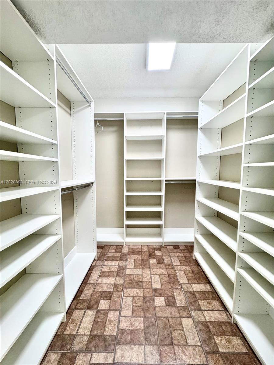 535 NW 98th Ave Plantation, FL 33324