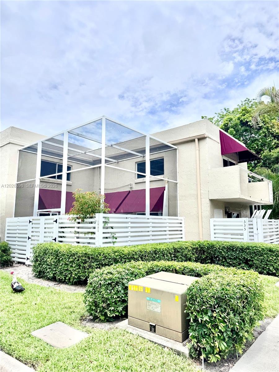 535 NW 98th Ave Plantation, FL 33324