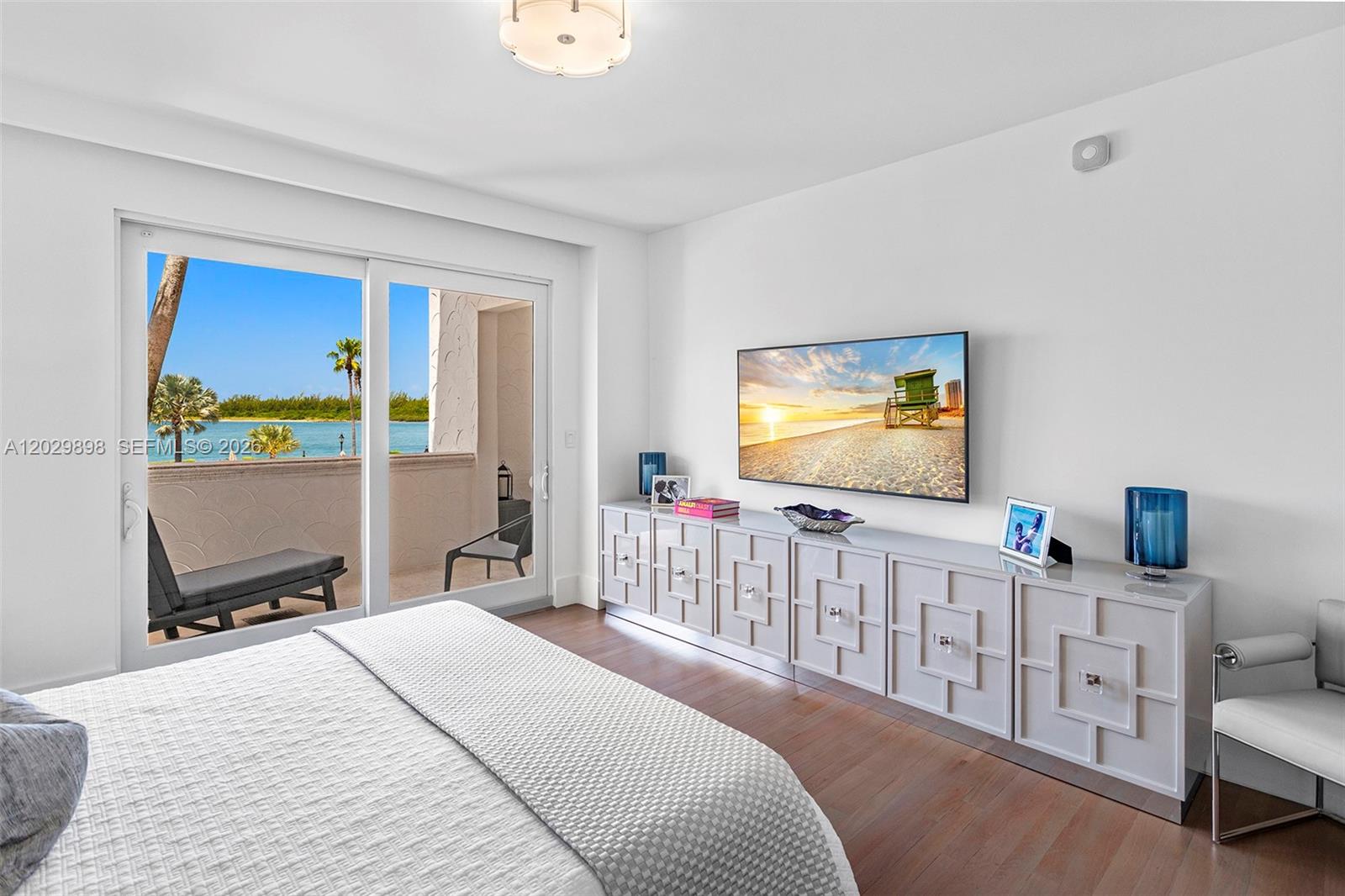 2122 Fisher Is Dr #2122 Miami Beach, FL 33109