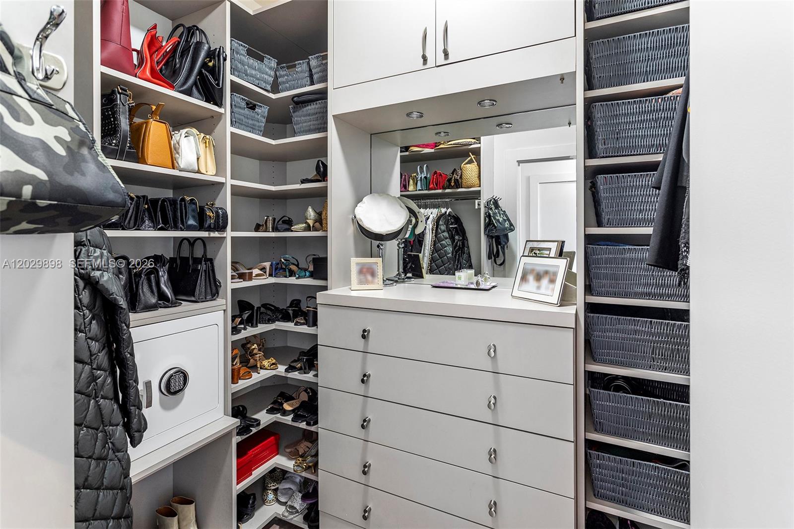 2122 Fisher Is Dr #2122 Miami Beach, FL 33109