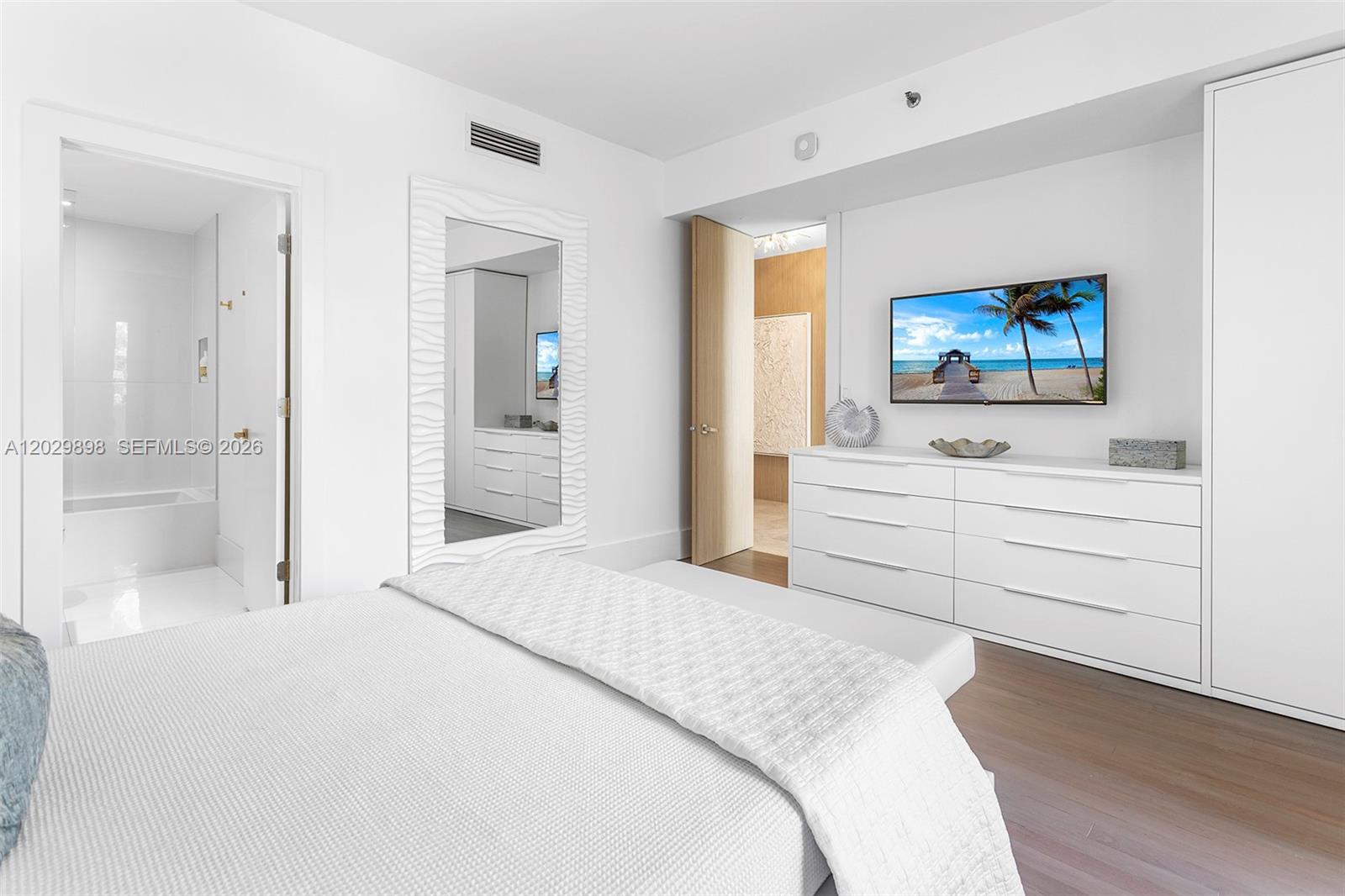 2122 Fisher Is Dr #2122 Miami Beach, FL 33109