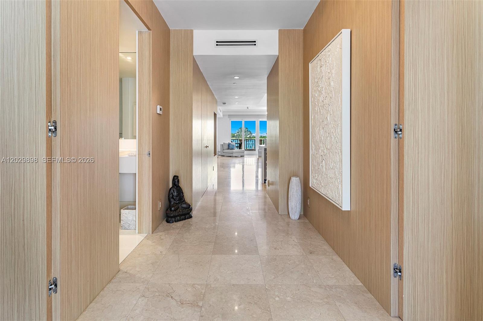 2122 Fisher Is Dr #2122 Miami Beach, FL 33109