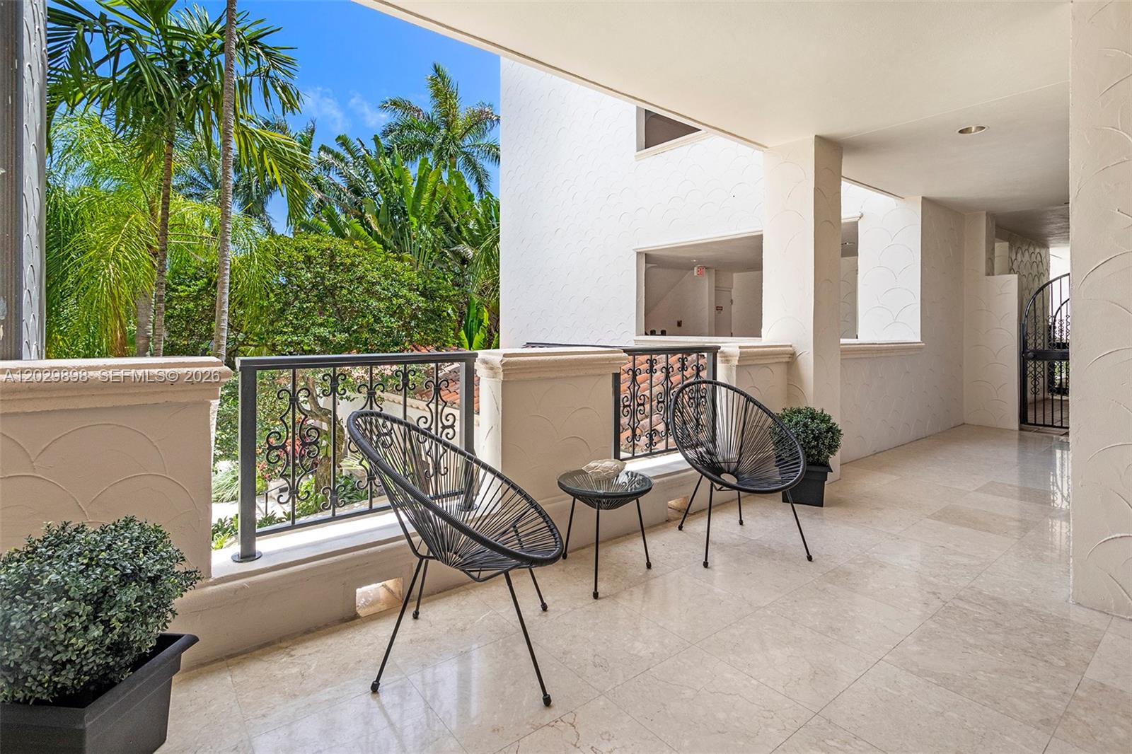 2122 Fisher Is Dr #2122 Miami Beach, FL 33109