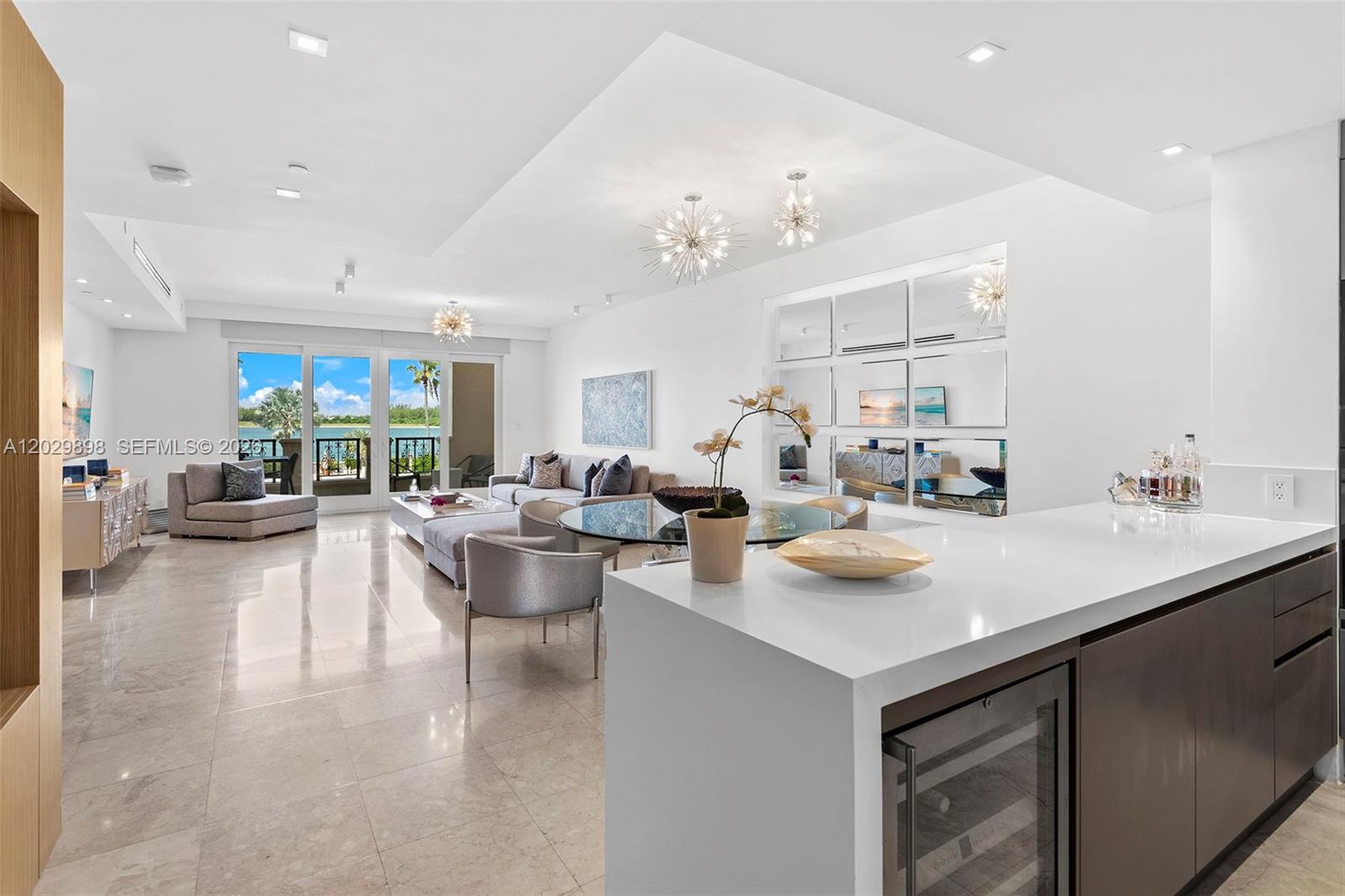 2122 Fisher Is Dr #2122 Miami Beach, FL 33109