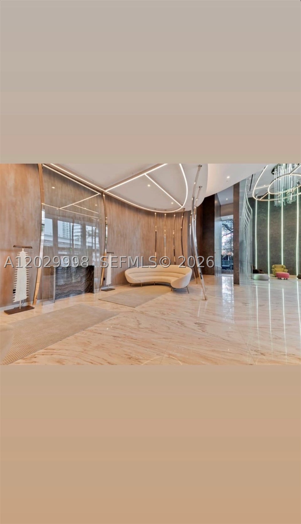 image Brickell Flatiron10