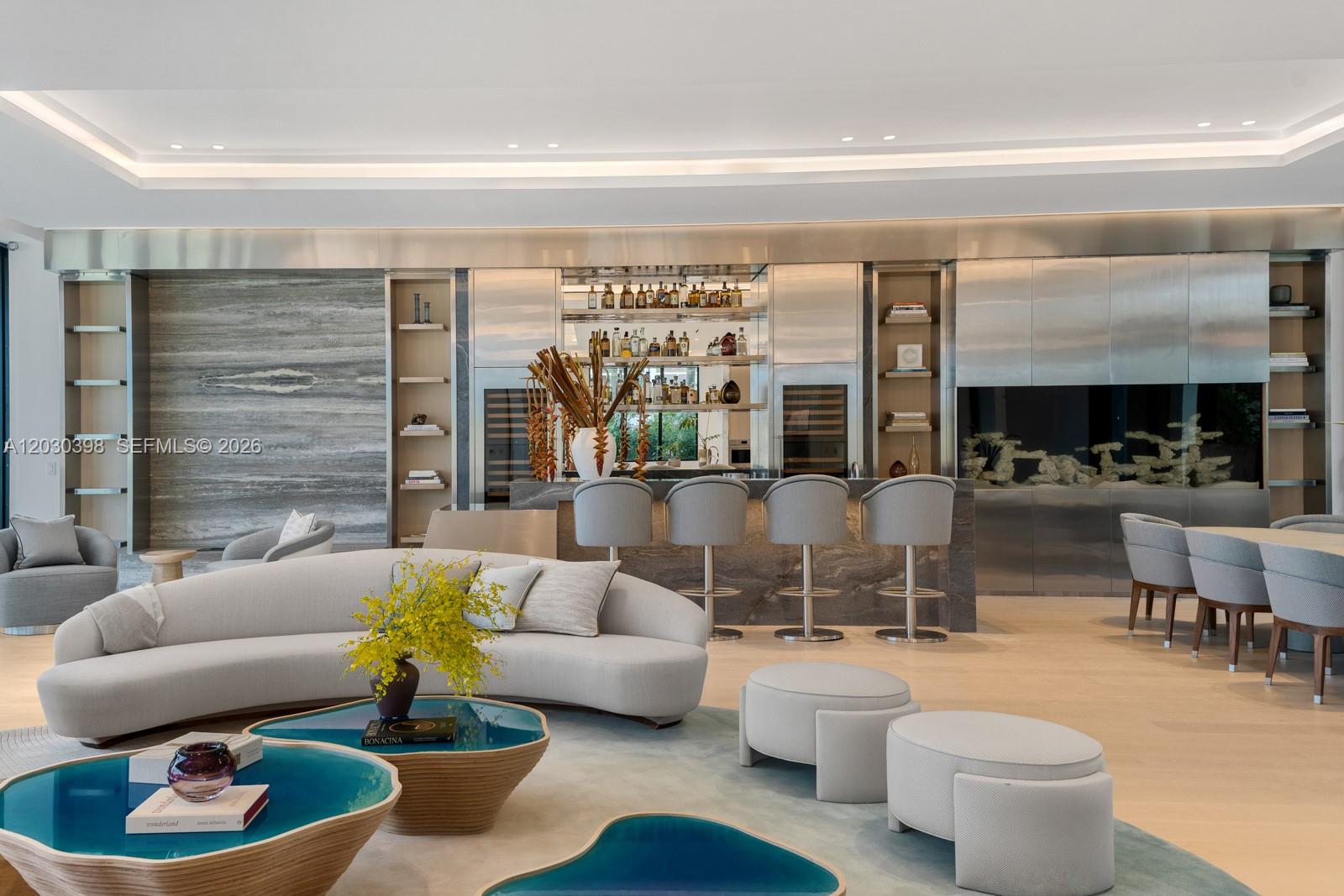 360 S Hibiscus Dr Miami Beach, FL 33139