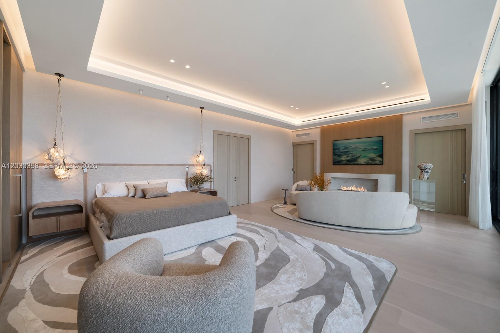 360 S Hibiscus Dr Miami Beach, FL 33139