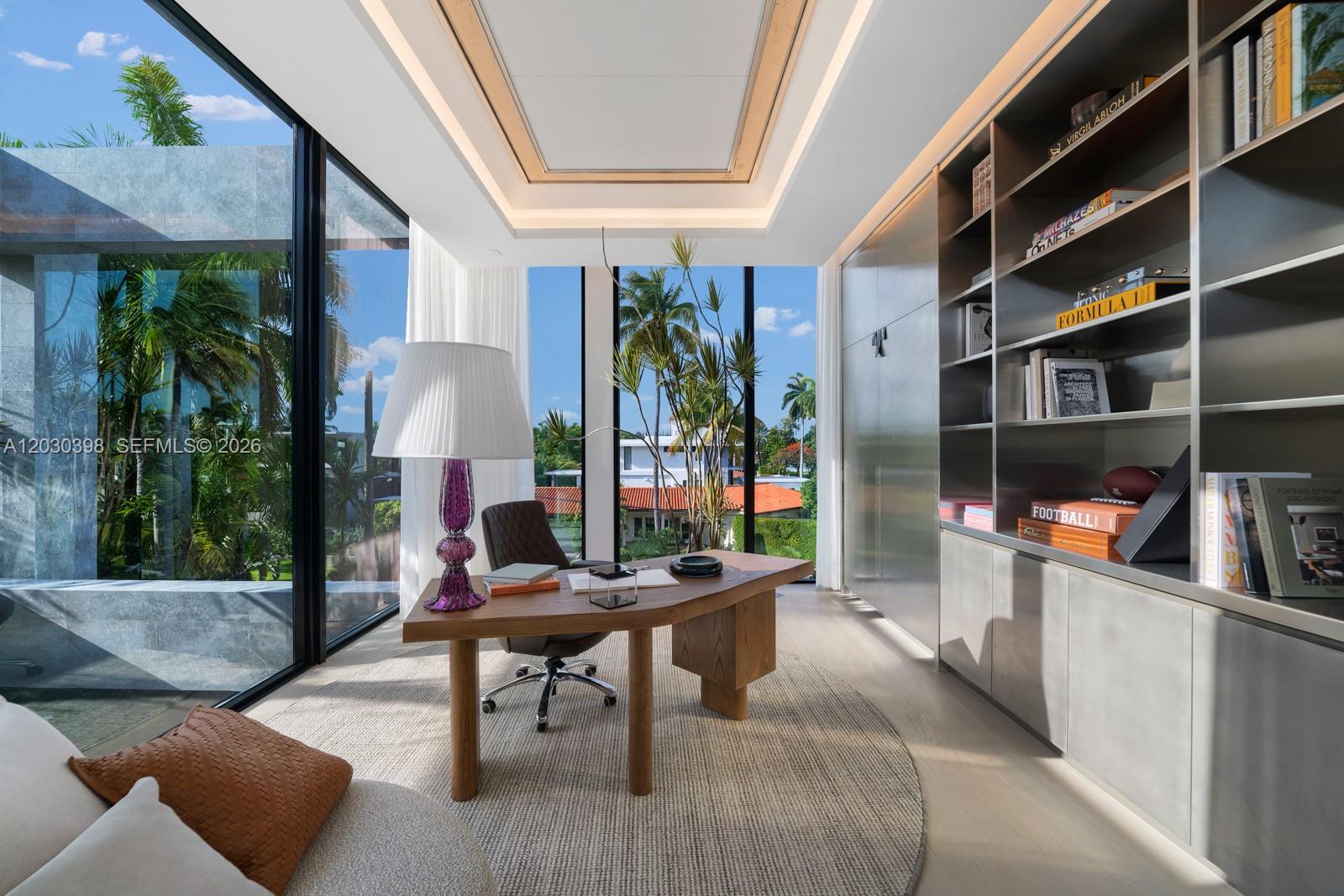 360 S Hibiscus Dr Miami Beach, FL 33139