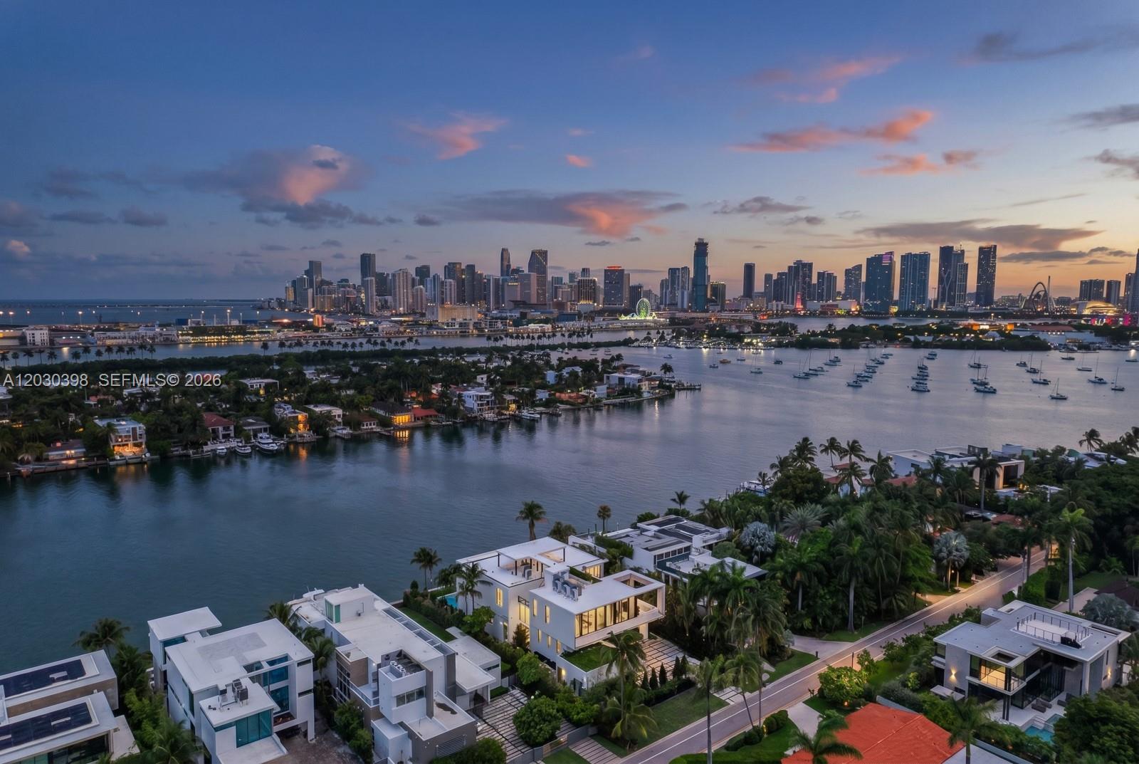 360 S Hibiscus Dr Miami Beach, FL 33139