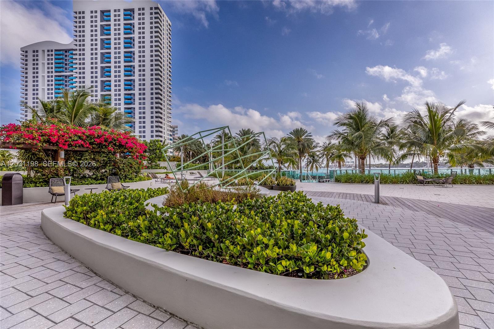 image Flamingo South Beach4