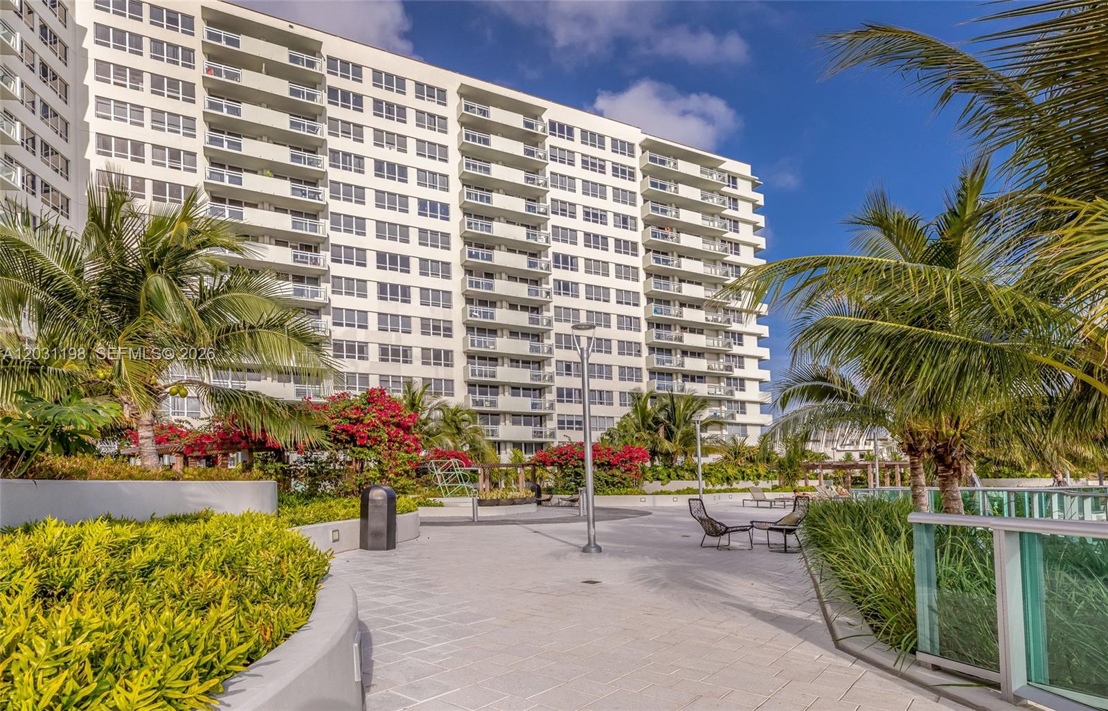 image Flamingo South Beach8