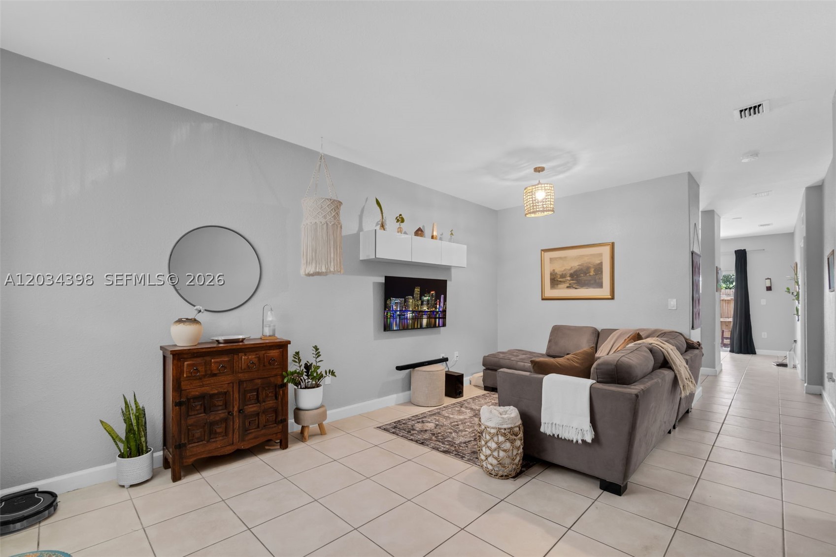 2551 SE 16th Ter #101