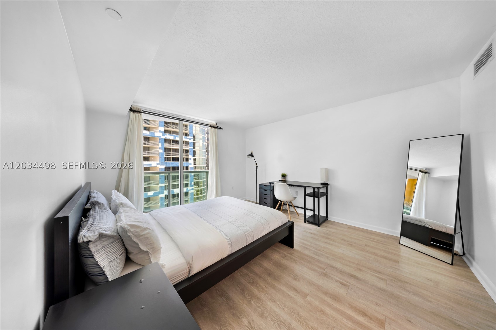 image Skyline on Brickell14