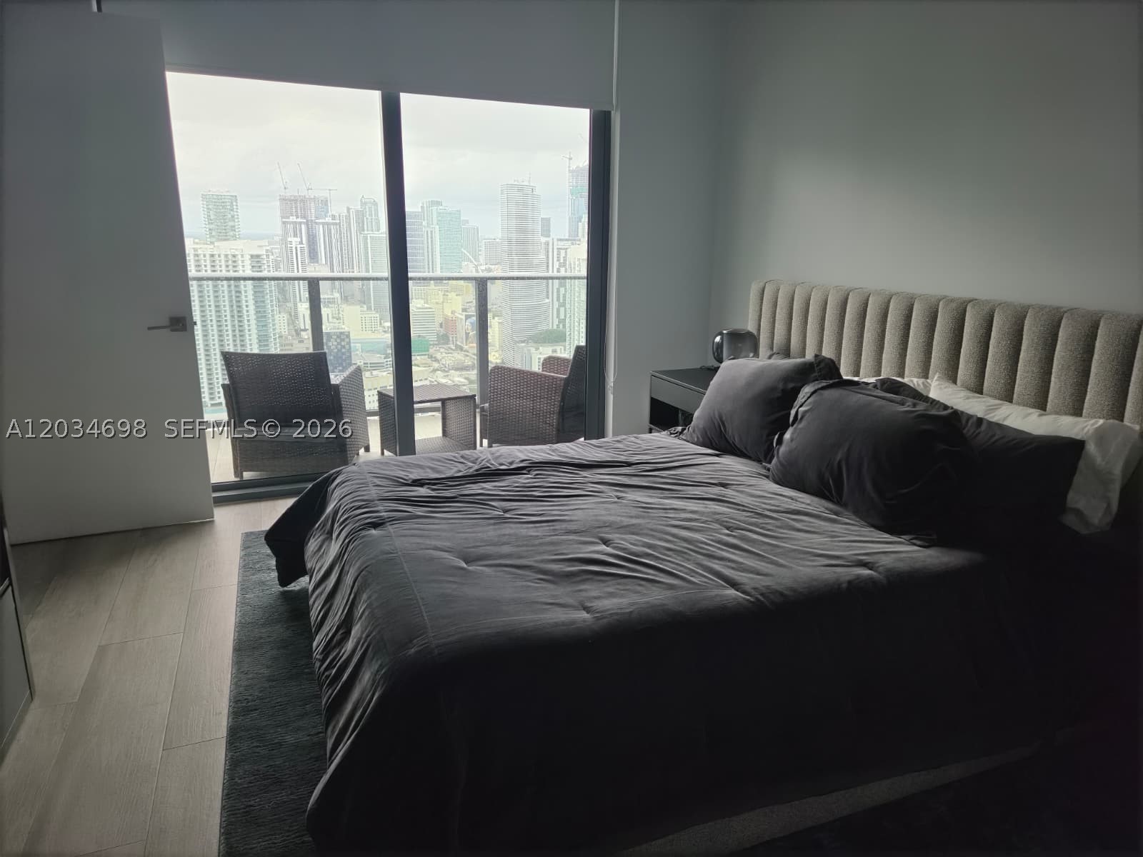 image Brickell Heights East12