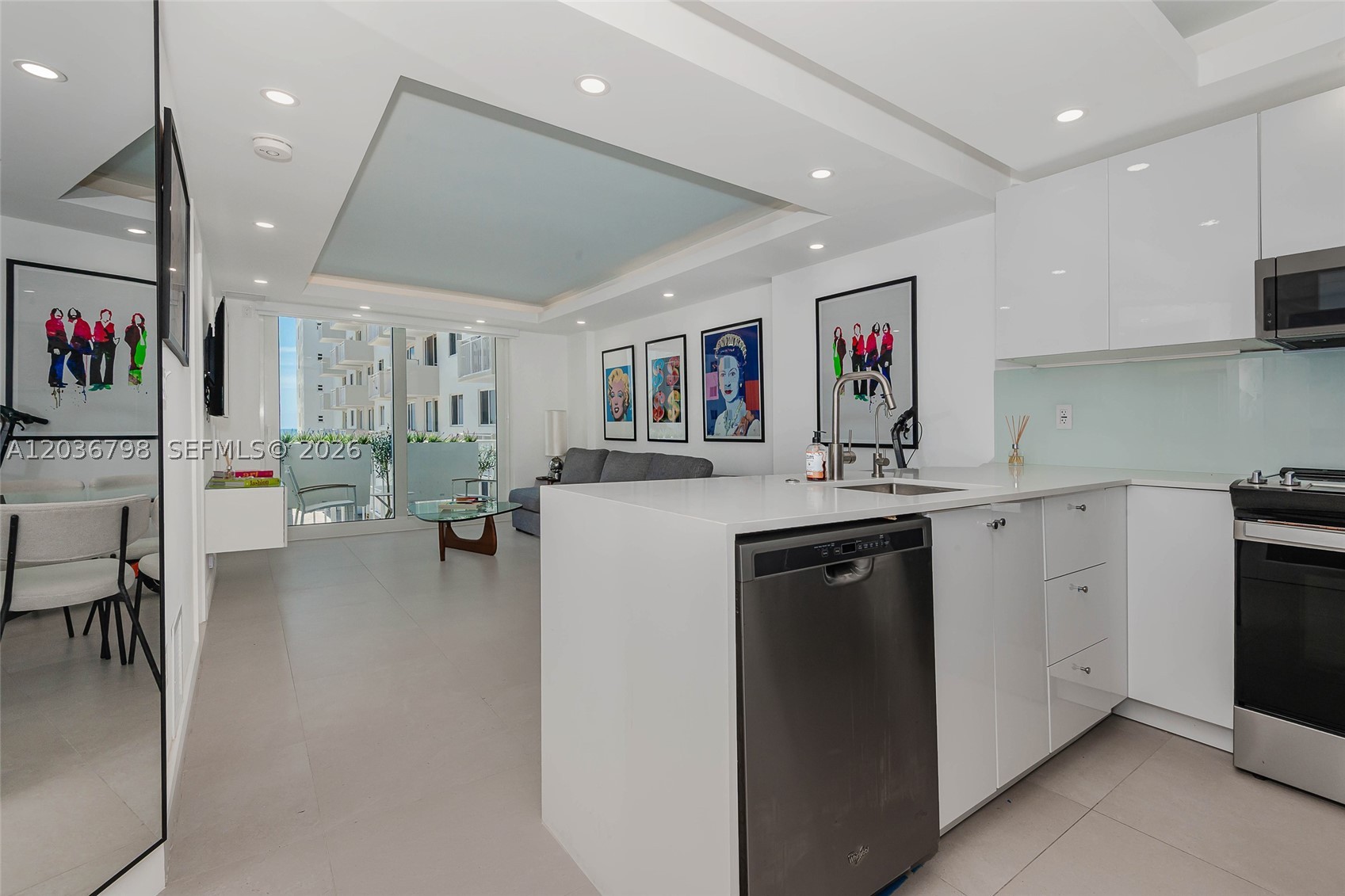 345 Ocean Dr #326