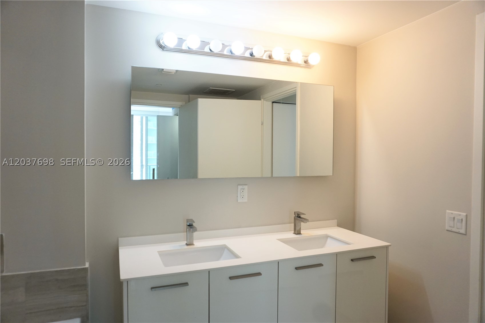 image Brickell House9