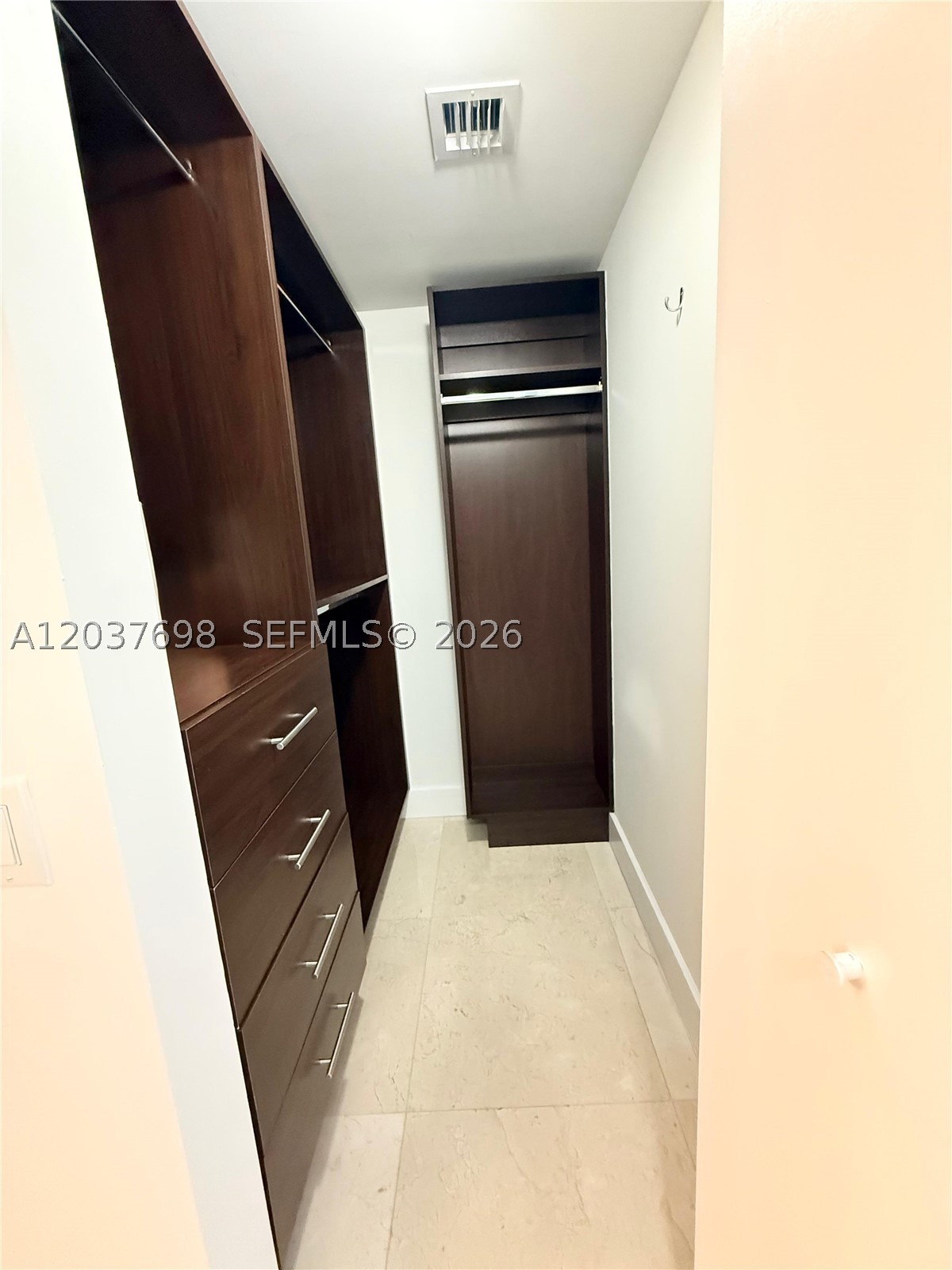 image Brickell House15