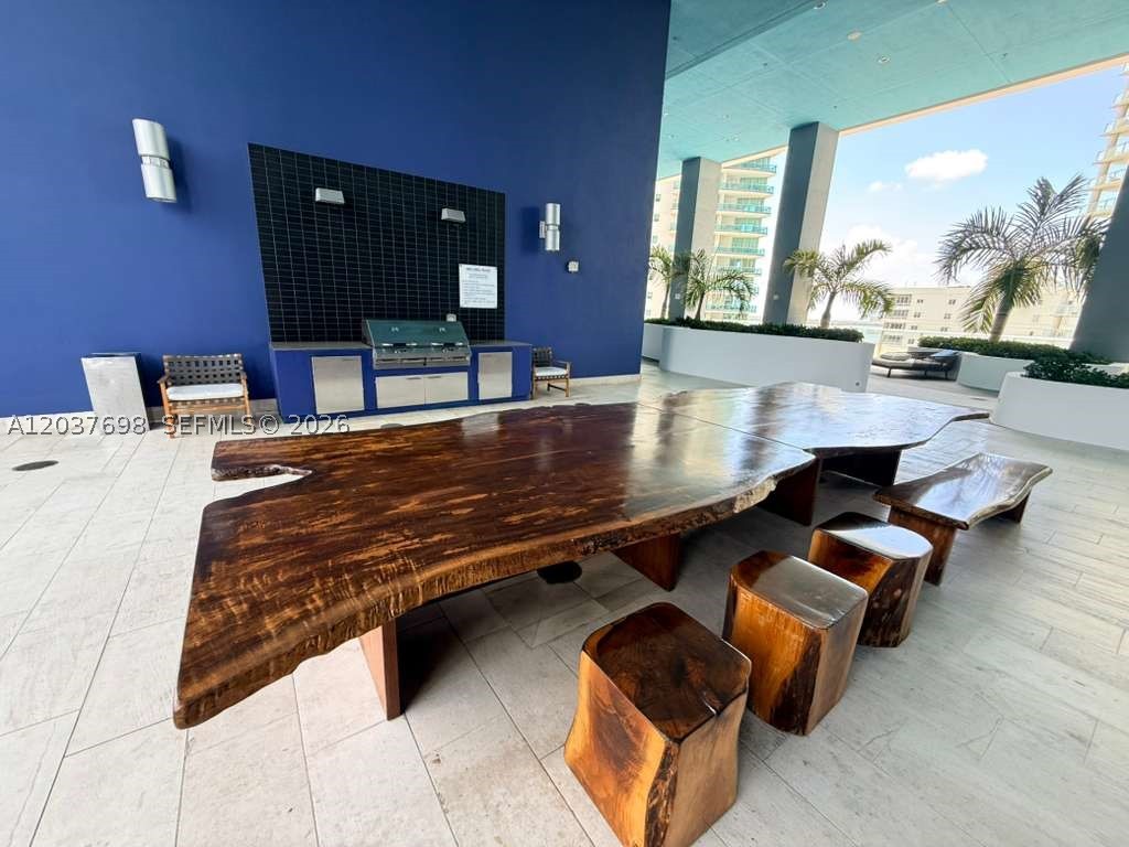 image Brickell House30