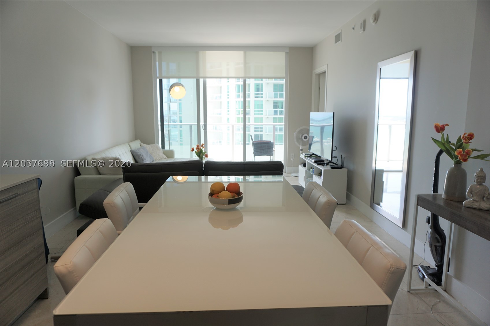 image Brickell House3