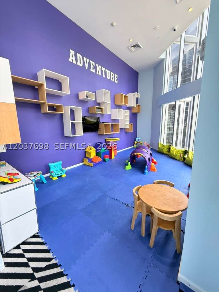 image Brickell House46