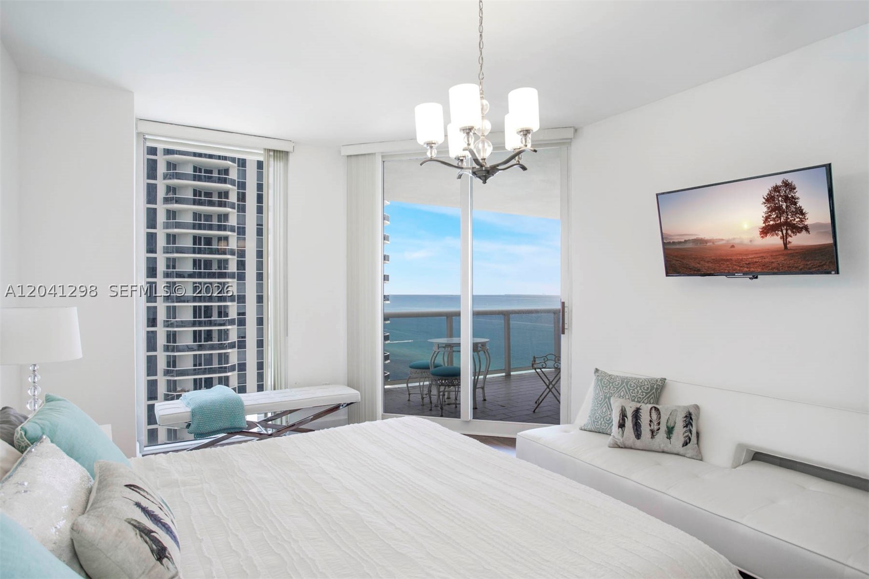 4775 Collins Ave #2508 Miami Beach, FL 33140