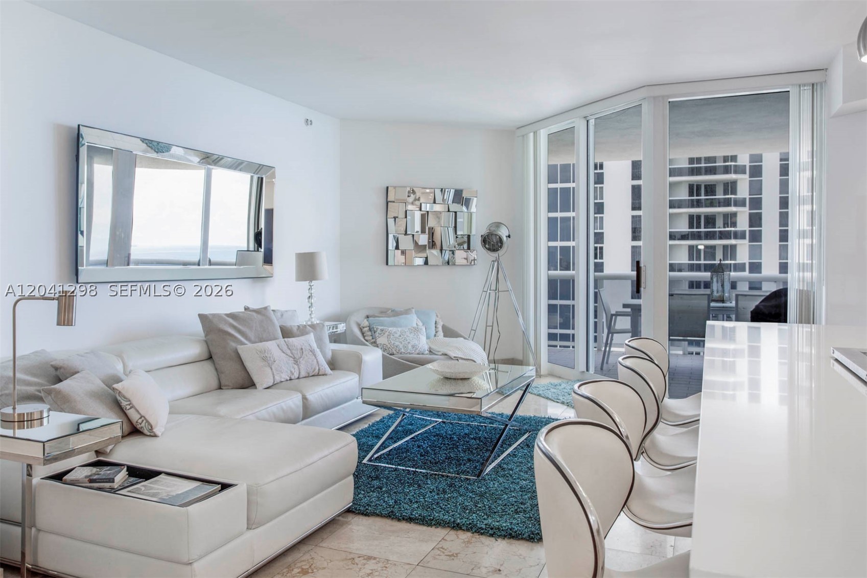 4775 Collins Ave #2508 Miami Beach, FL 33140