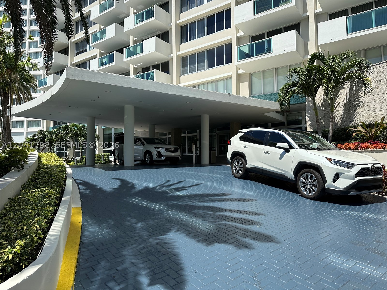 1200 West Ave #724 Miami Beach, FL 33139