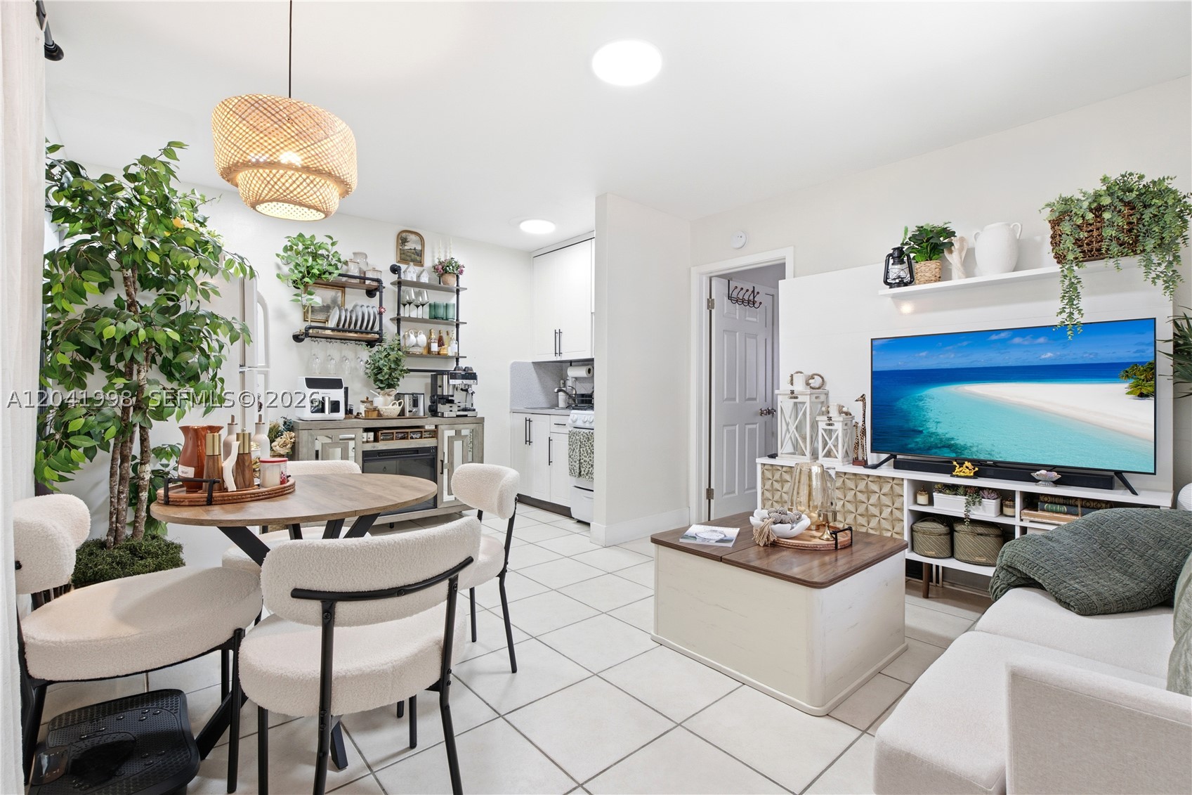 443 SW 4th Ave Miami, FL 33130