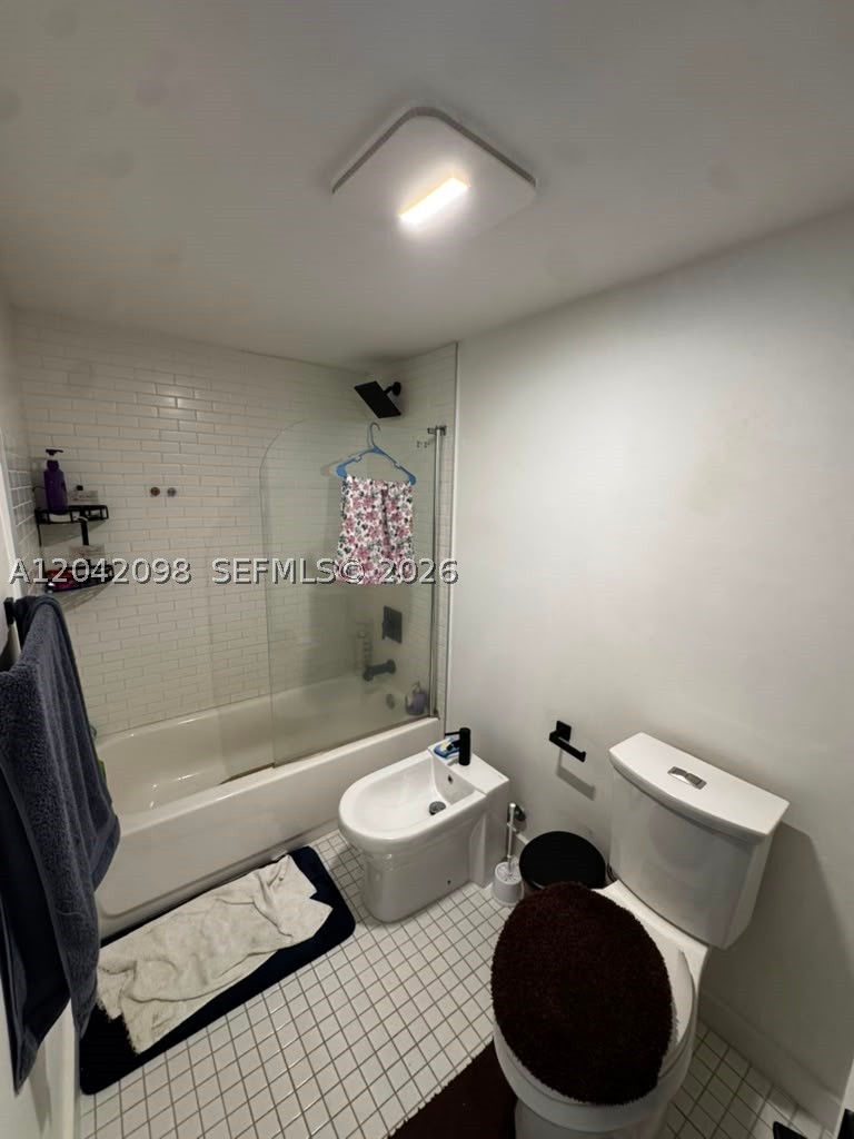 image Winston Towers 6008