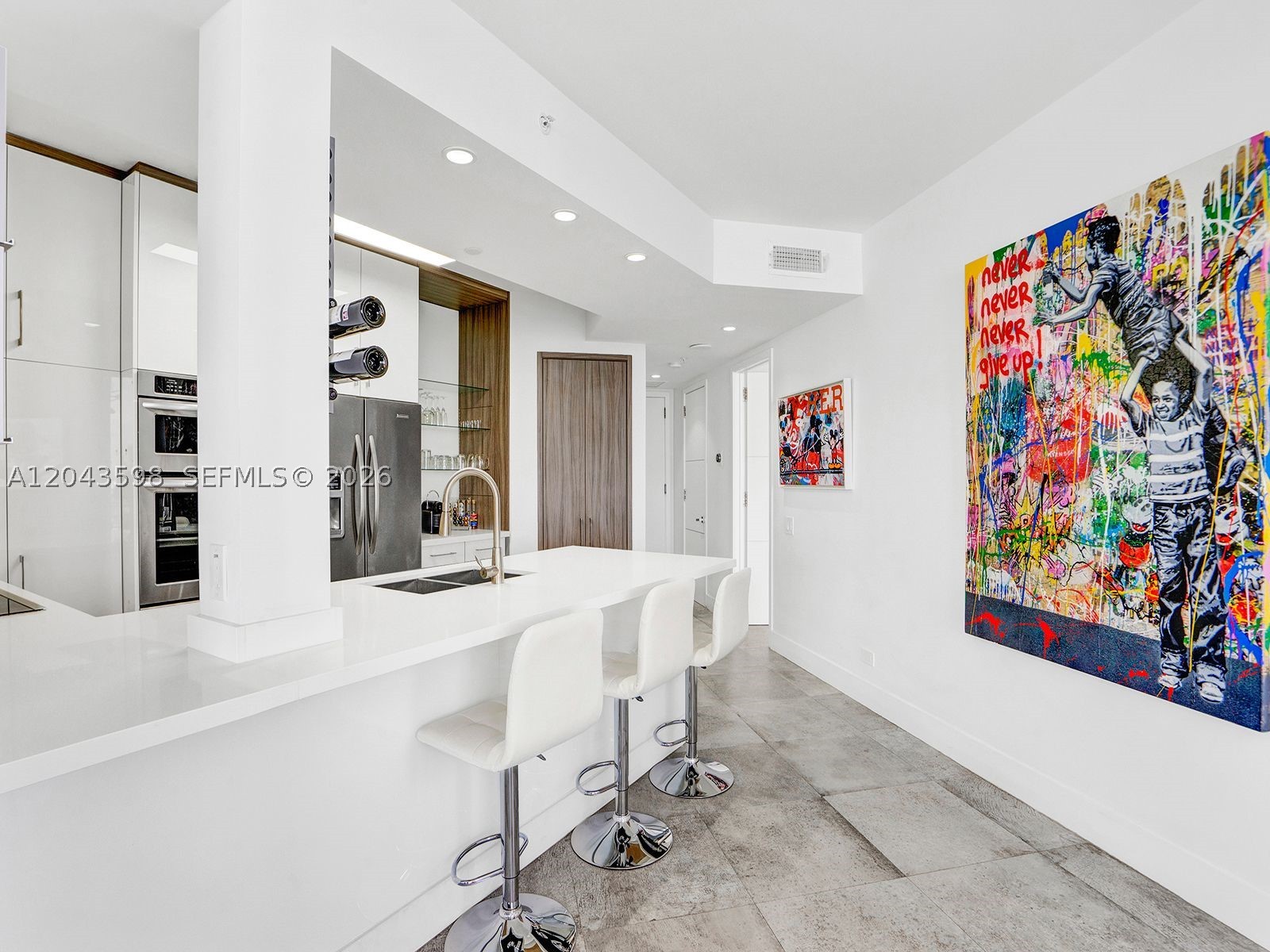 888 Brickell Key Dr #2412 Miami, FL 33131