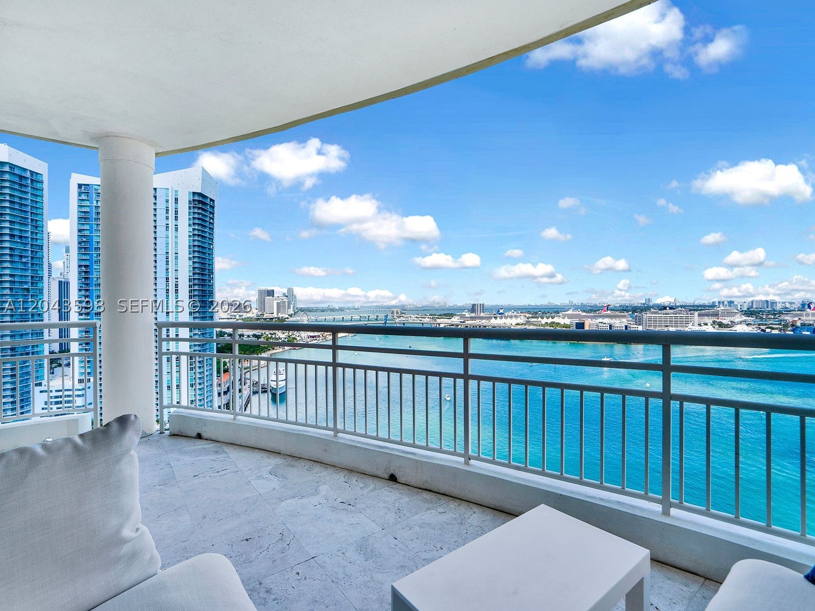 888 Brickell Key Dr #2412 Miami, FL 33131