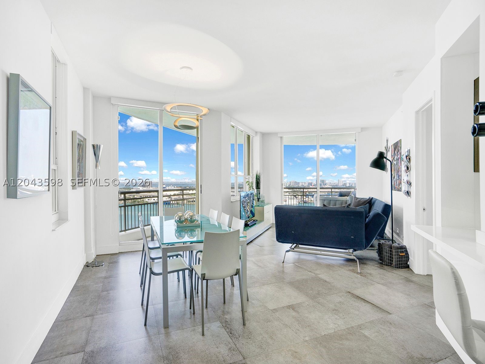 888 Brickell Key Dr #2412 Miami, FL 33131
