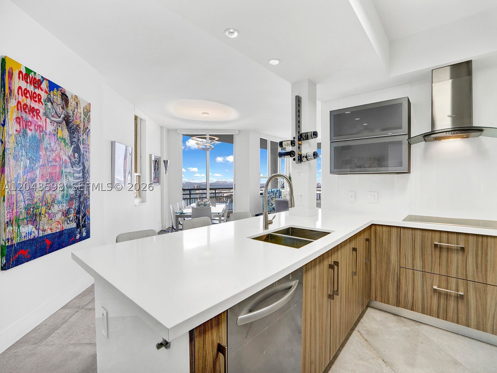 888 Brickell Key Dr #2412 Miami, FL 33131